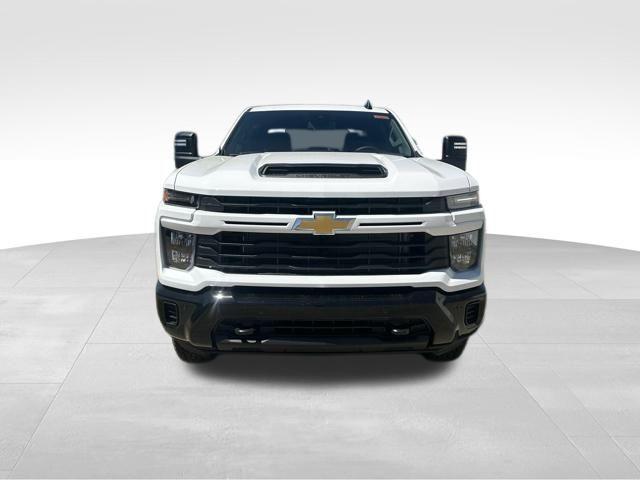 new 2025 Chevrolet Silverado 2500 car, priced at $56,000
