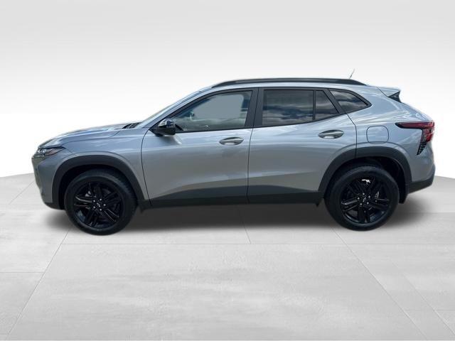 new 2025 Chevrolet Trax car, priced at $25,220