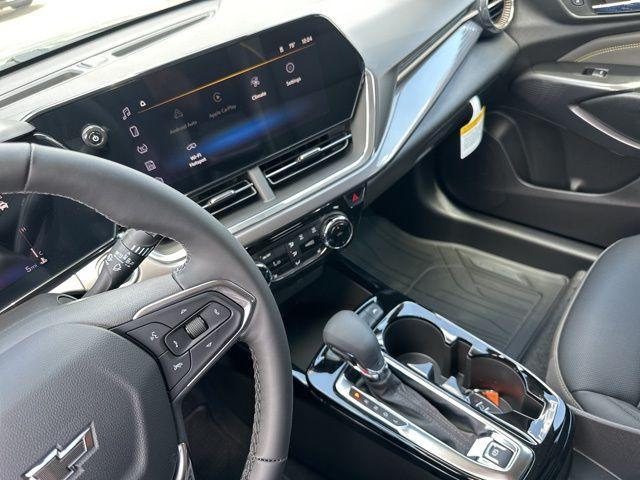new 2025 Chevrolet Trax car, priced at $25,220