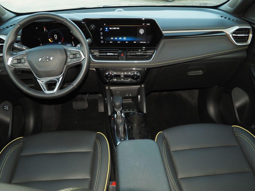 used 2024 Chevrolet TrailBlazer car, priced at $25,884