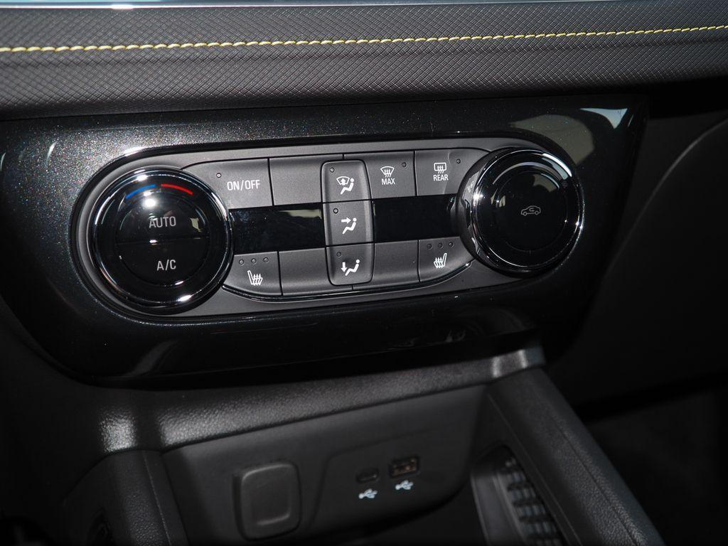 used 2024 Chevrolet TrailBlazer car, priced at $25,884