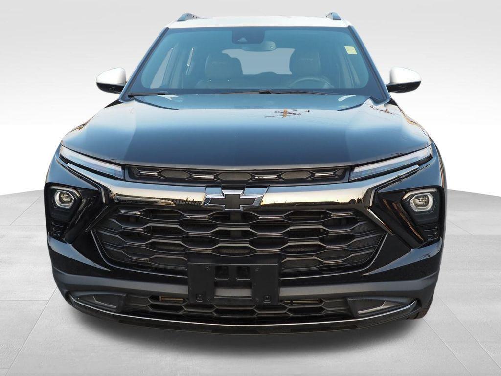 used 2024 Chevrolet TrailBlazer car, priced at $25,884