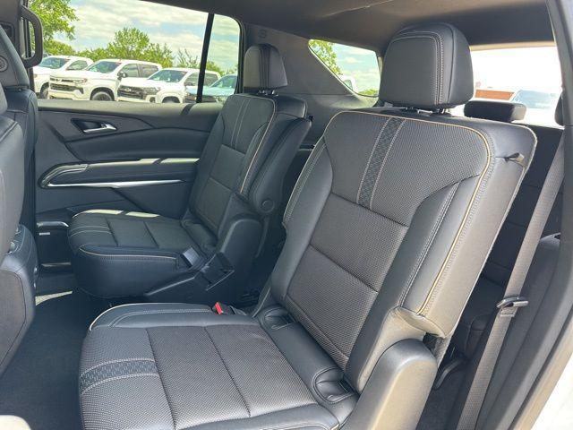 new 2025 Chevrolet Traverse car, priced at $59,925