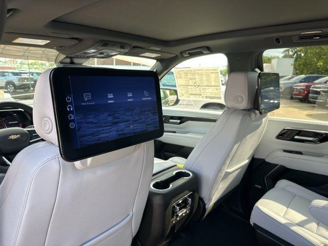 new 2025 Chevrolet Suburban car, priced at $86,400