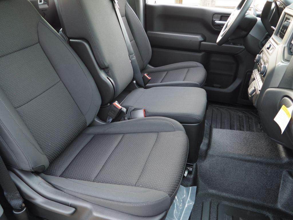 new 2025 Chevrolet Silverado 1500 car, priced at $38,205