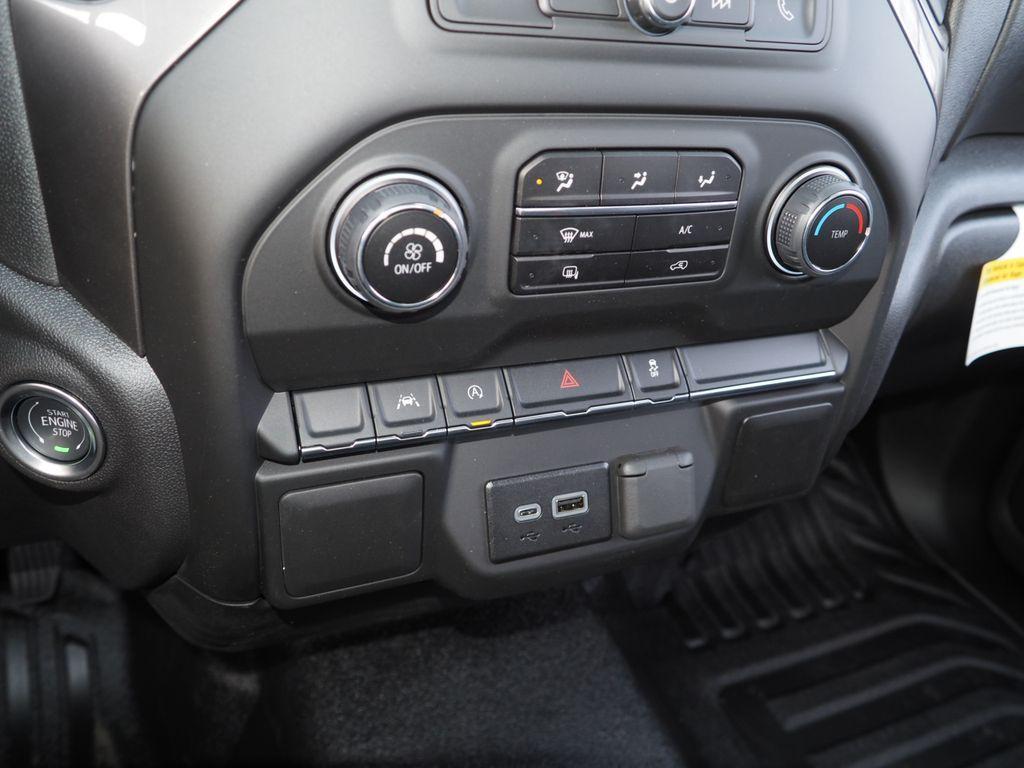 new 2025 Chevrolet Silverado 1500 car, priced at $38,205