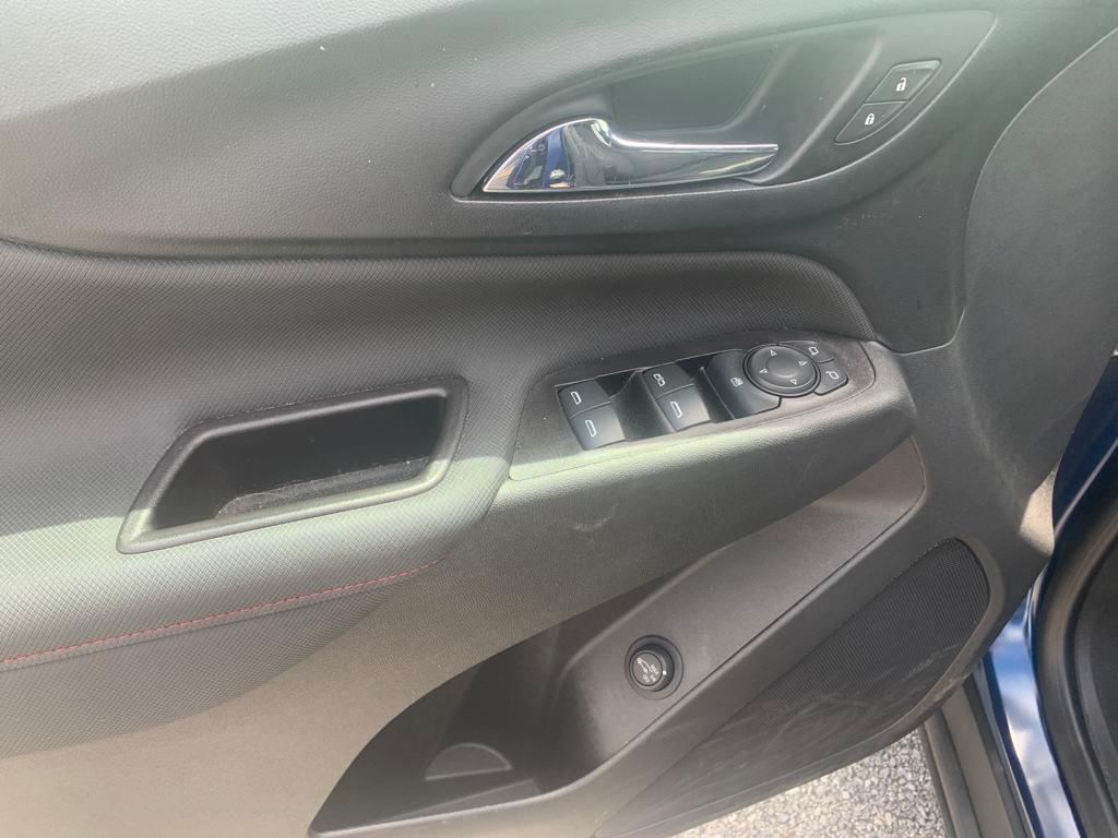 used 2022 Chevrolet Equinox car, priced at $24,975