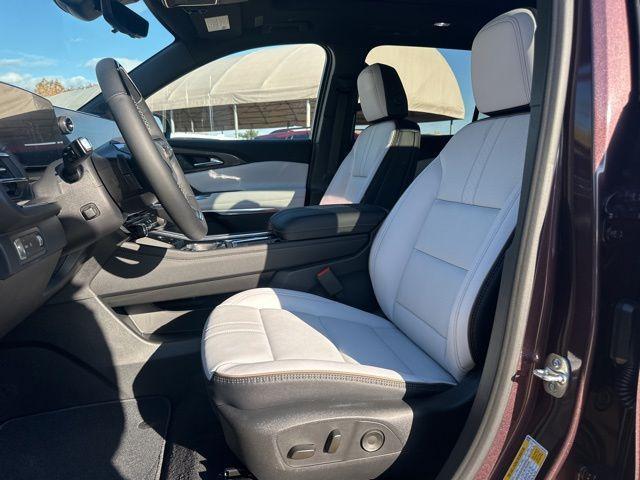 new 2026 Chevrolet Traverse car, priced at $57,035