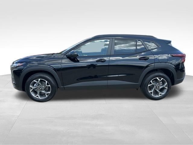 new 2025 Chevrolet Trax car, priced at $23,775