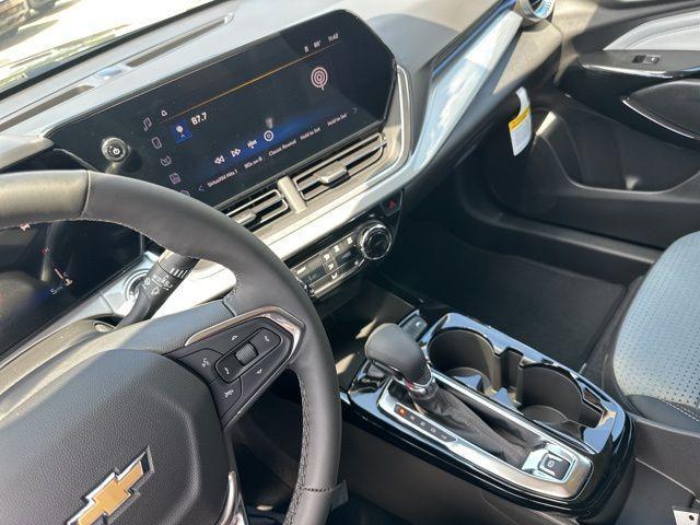 new 2025 Chevrolet Trax car, priced at $23,775