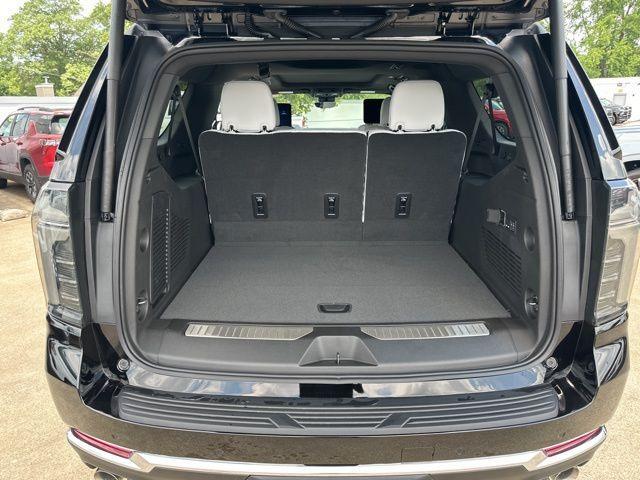 new 2025 Chevrolet Suburban car, priced at $90,535