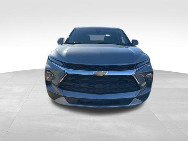 new 2025 Chevrolet Blazer car, priced at $33,785