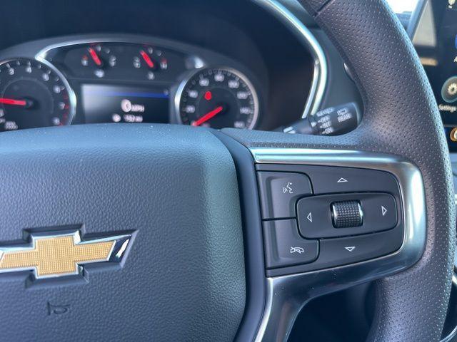 new 2025 Chevrolet Blazer car, priced at $33,785