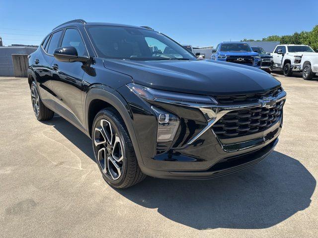 new 2025 Chevrolet Trax car, priced at $26,835
