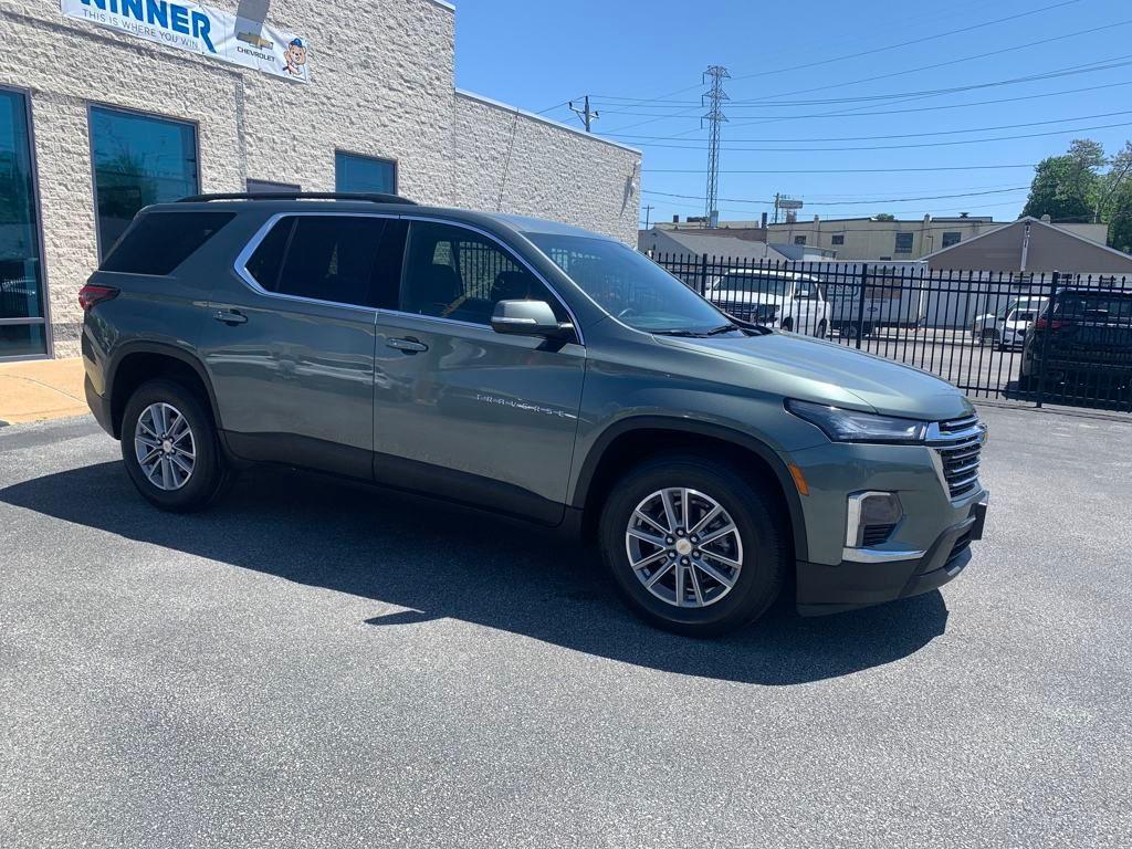 used 2022 Chevrolet Traverse car, priced at $33,037