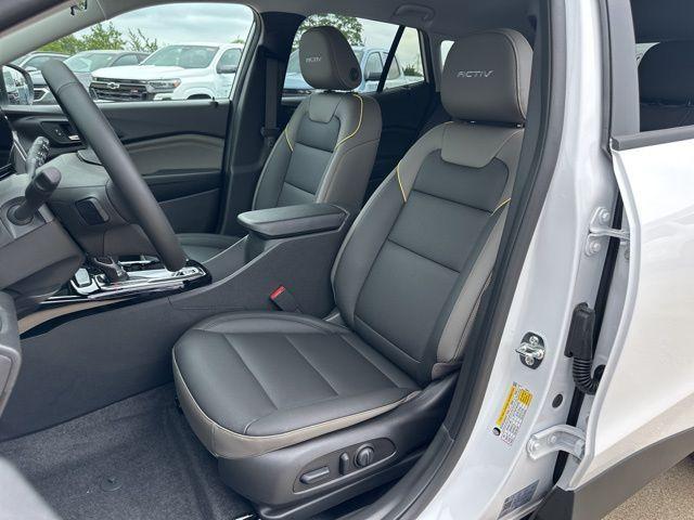 new 2025 Chevrolet Trax car, priced at $26,405