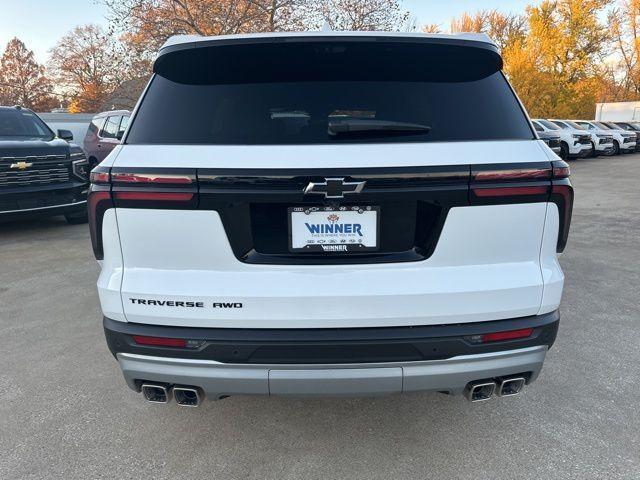 new 2026 Chevrolet Traverse car, priced at $45,150