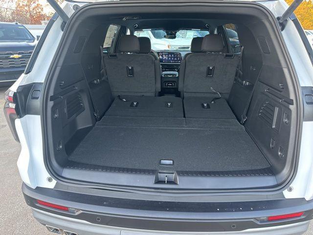 new 2026 Chevrolet Traverse car, priced at $45,150