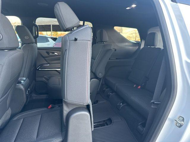 new 2026 Chevrolet Traverse car, priced at $45,150