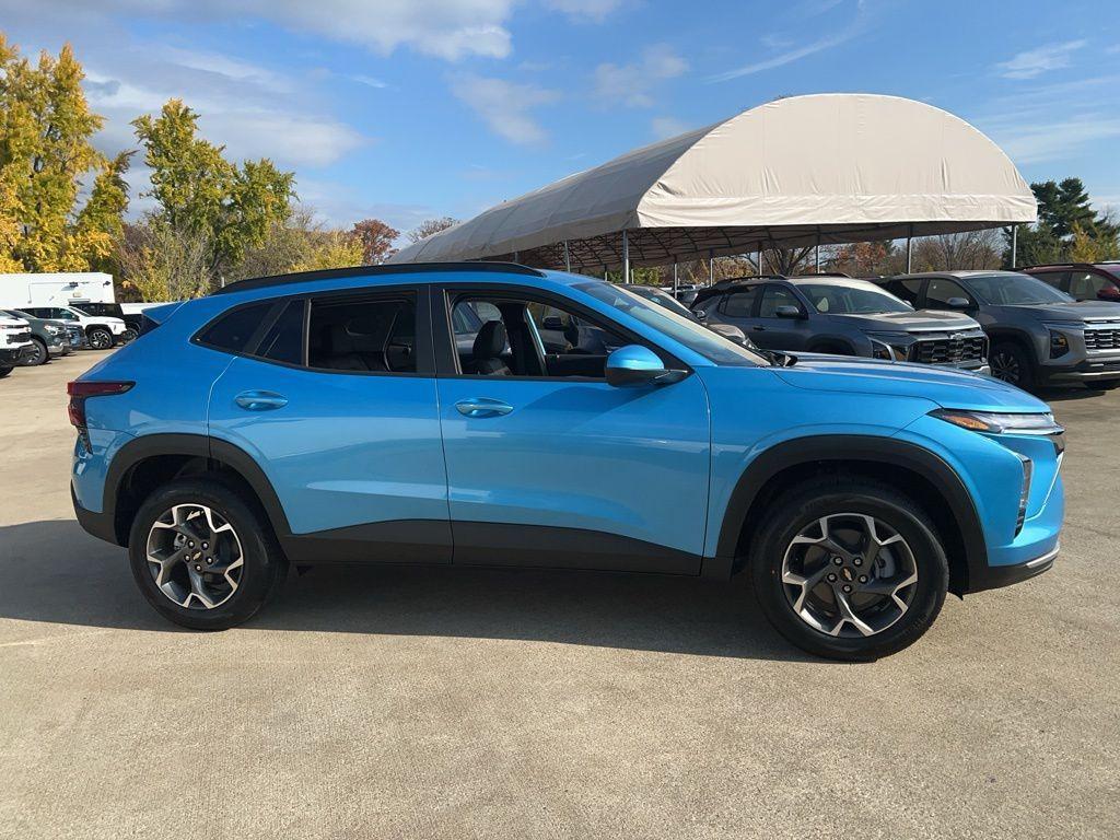 new 2025 Chevrolet Trax car, priced at $24,630