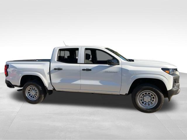 new 2024 Chevrolet Colorado car, priced at $33,090