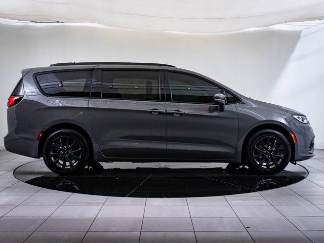 used 2021 Chrysler Pacifica car, priced at $28,598