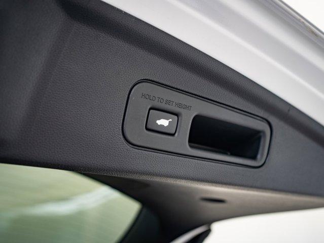 new 2026 Acura MDX car, priced at $66,750