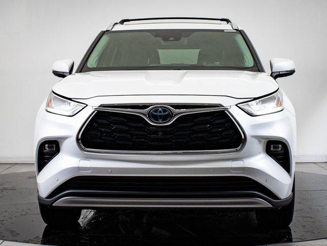 used 2022 Toyota Highlander Hybrid car, priced at $39,598