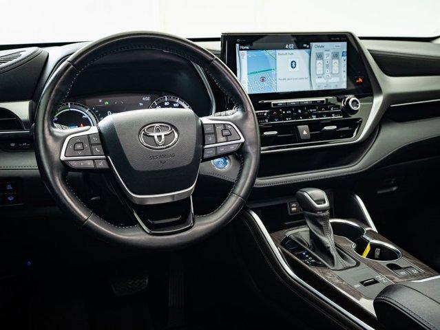 used 2022 Toyota Highlander Hybrid car, priced at $39,598