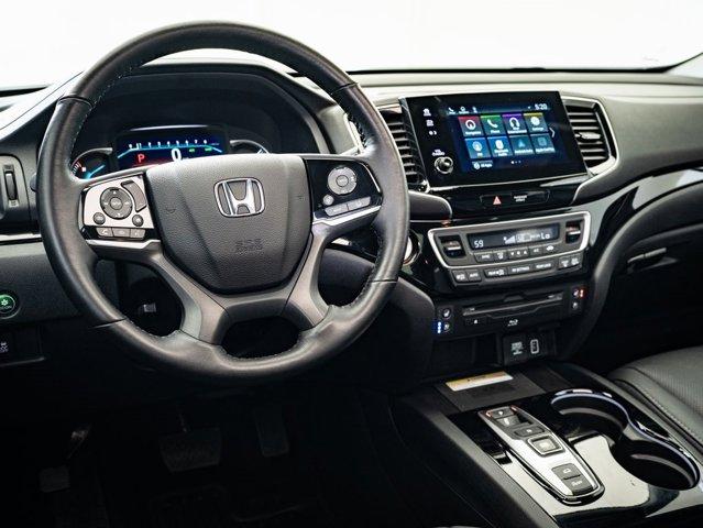 used 2022 Honda Pilot car, priced at $42,998