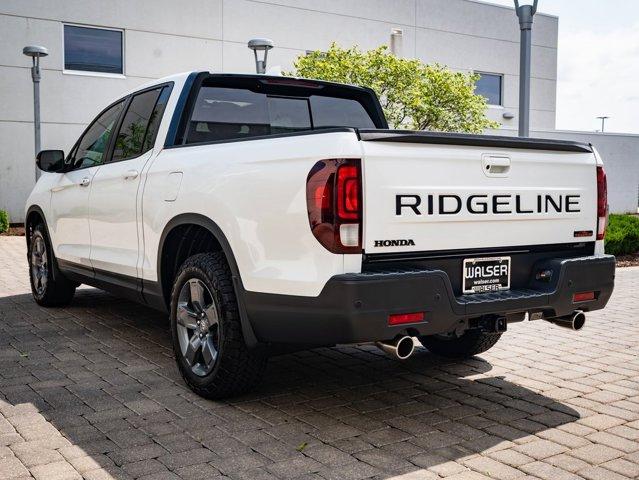 used 2025 Honda Ridgeline car, priced at $45,998