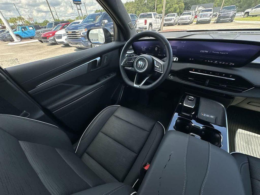 used 2025 Buick Enclave car, priced at $43,232