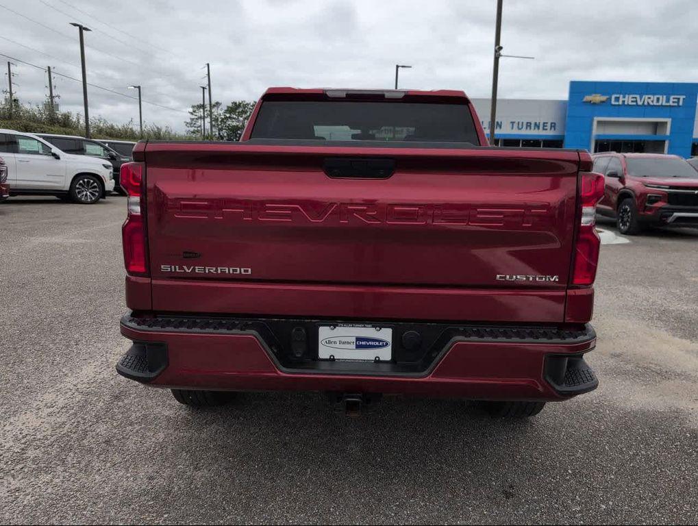 used 2022 Chevrolet Silverado 1500 car, priced at $29,900
