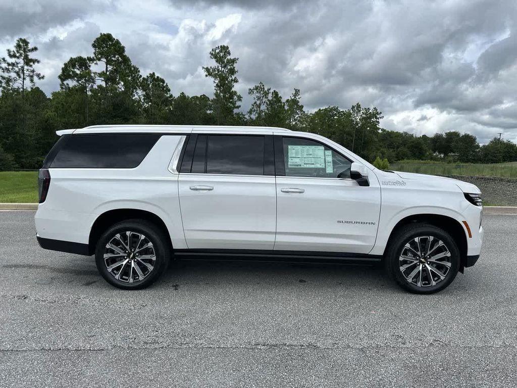 new 2025 Chevrolet Suburban car, priced at $86,225