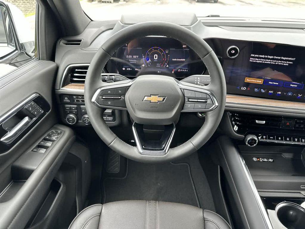 new 2025 Chevrolet Suburban car, priced at $86,225