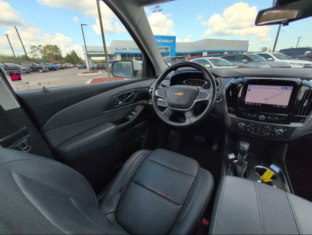 used 2021 Chevrolet Traverse car, priced at $26,993