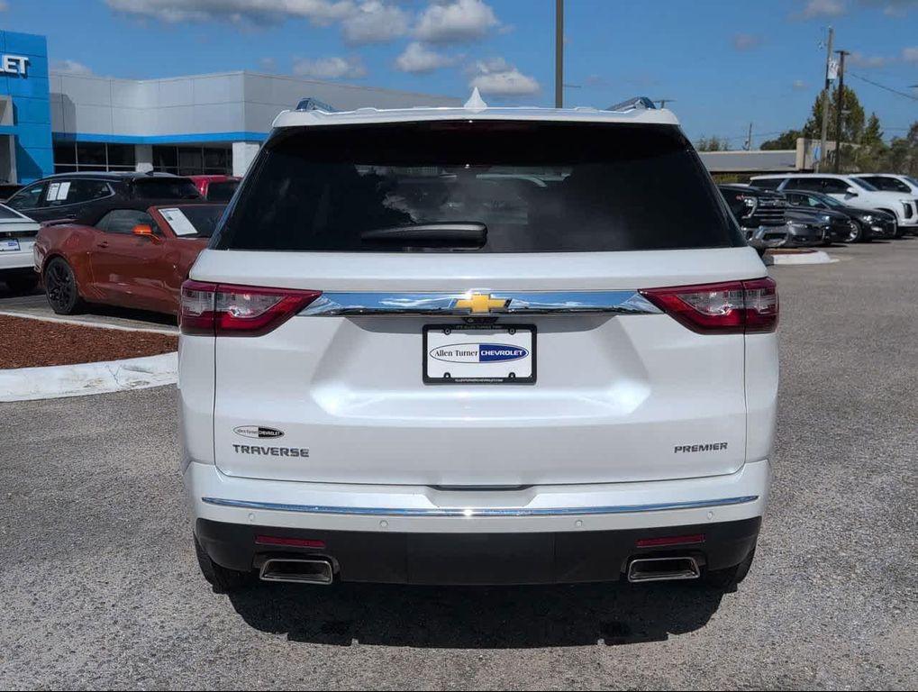 used 2021 Chevrolet Traverse car, priced at $26,993