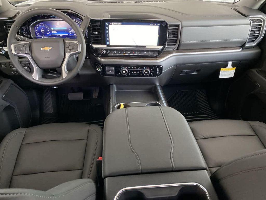 new 2025 Chevrolet Silverado 3500 car, priced at $72,525
