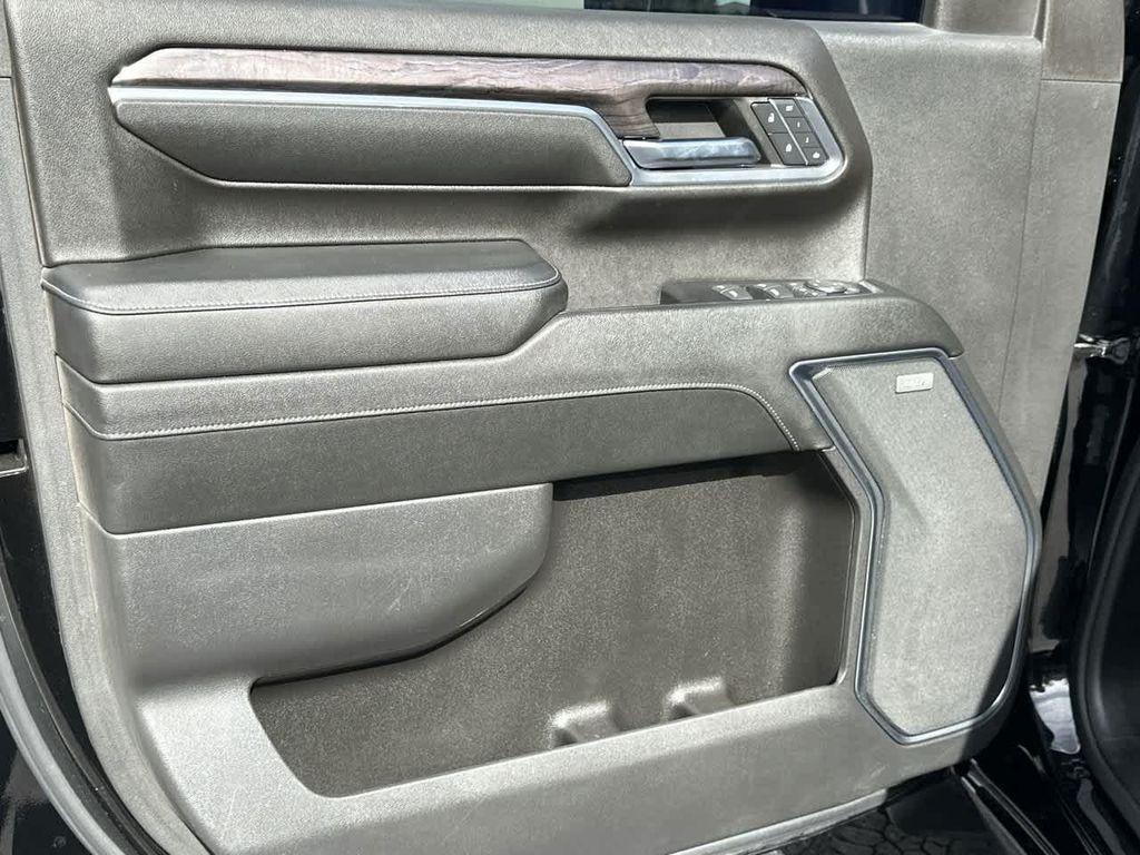 used 2024 Chevrolet Silverado 2500 car, priced at $62,388