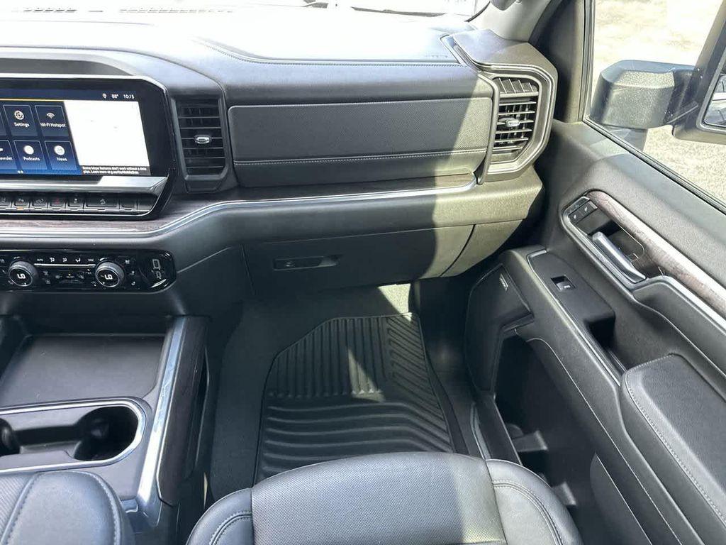 used 2024 Chevrolet Silverado 2500 car, priced at $62,388