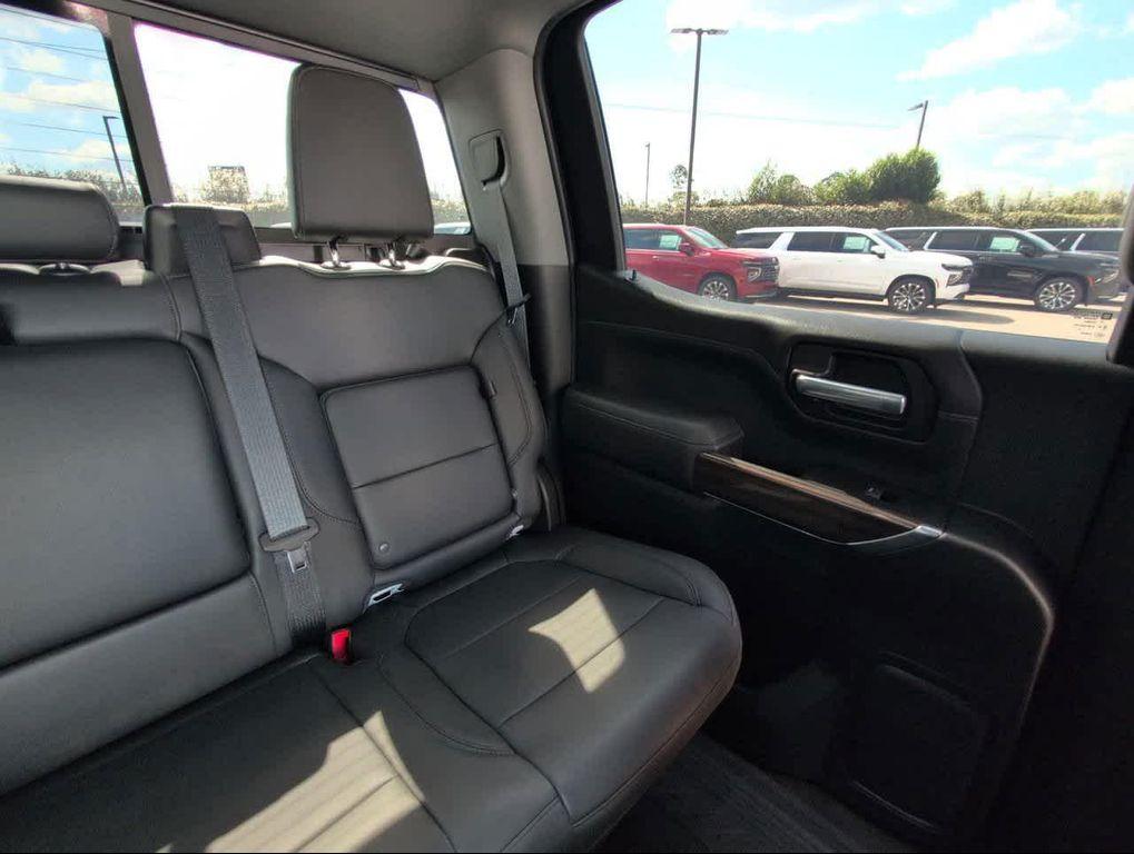 used 2021 Chevrolet Silverado 1500 car, priced at $34,536
