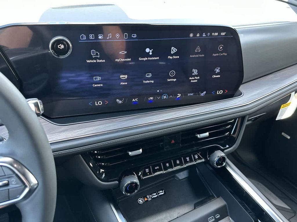 new 2025 Chevrolet Suburban car, priced at $77,272