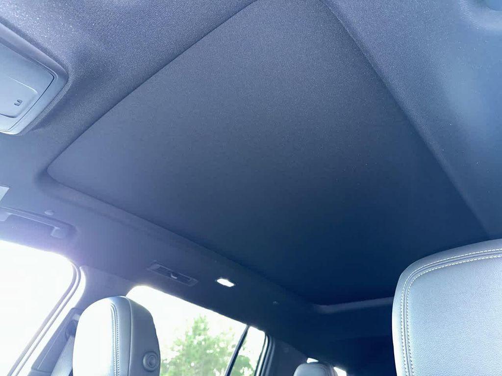 new 2026 Chevrolet Traverse car, priced at $55,290