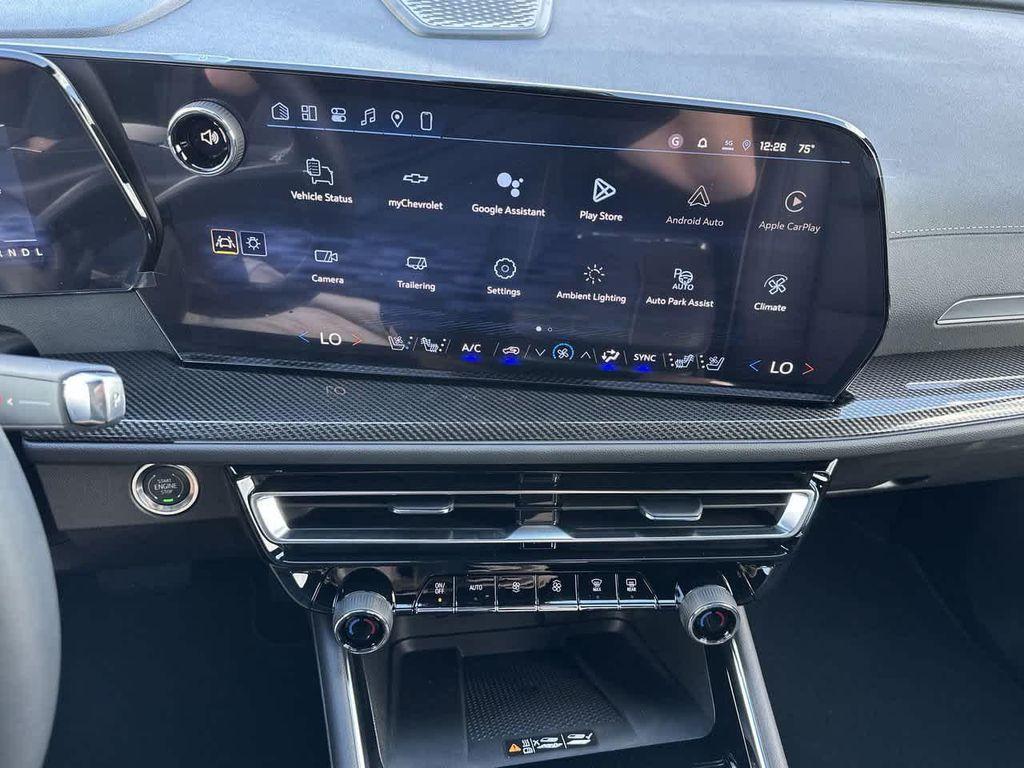 new 2026 Chevrolet Traverse car, priced at $55,290