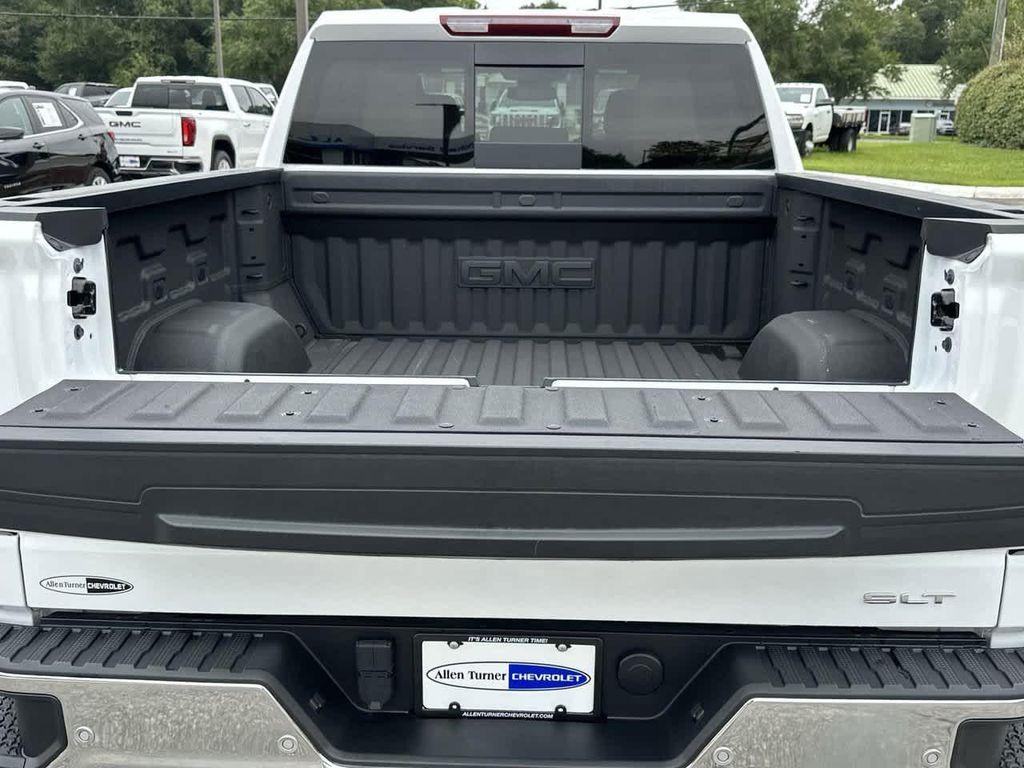 used 2024 GMC Sierra 1500 car, priced at $51,900