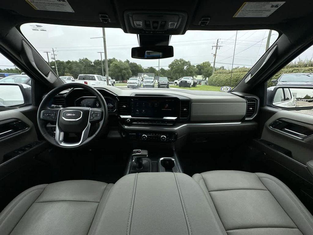 used 2024 GMC Sierra 1500 car, priced at $51,900