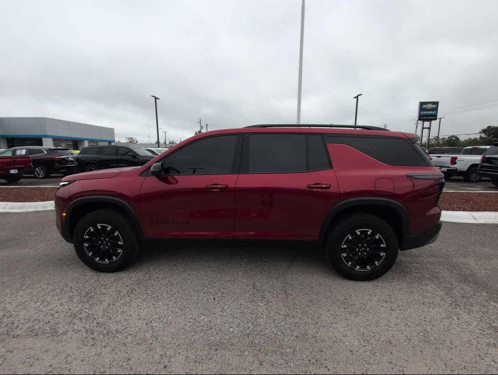used 2024 Chevrolet Traverse car, priced at $44,341