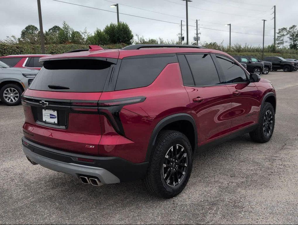 used 2024 Chevrolet Traverse car, priced at $44,341