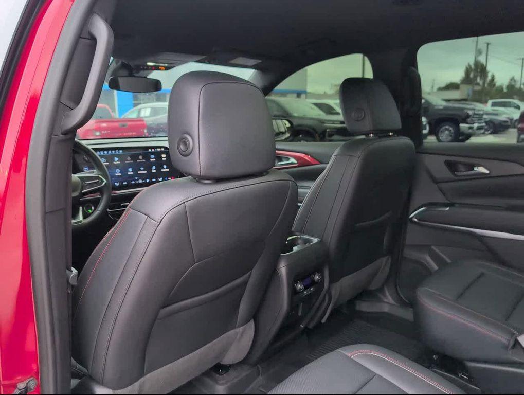 used 2024 Chevrolet Traverse car, priced at $44,341