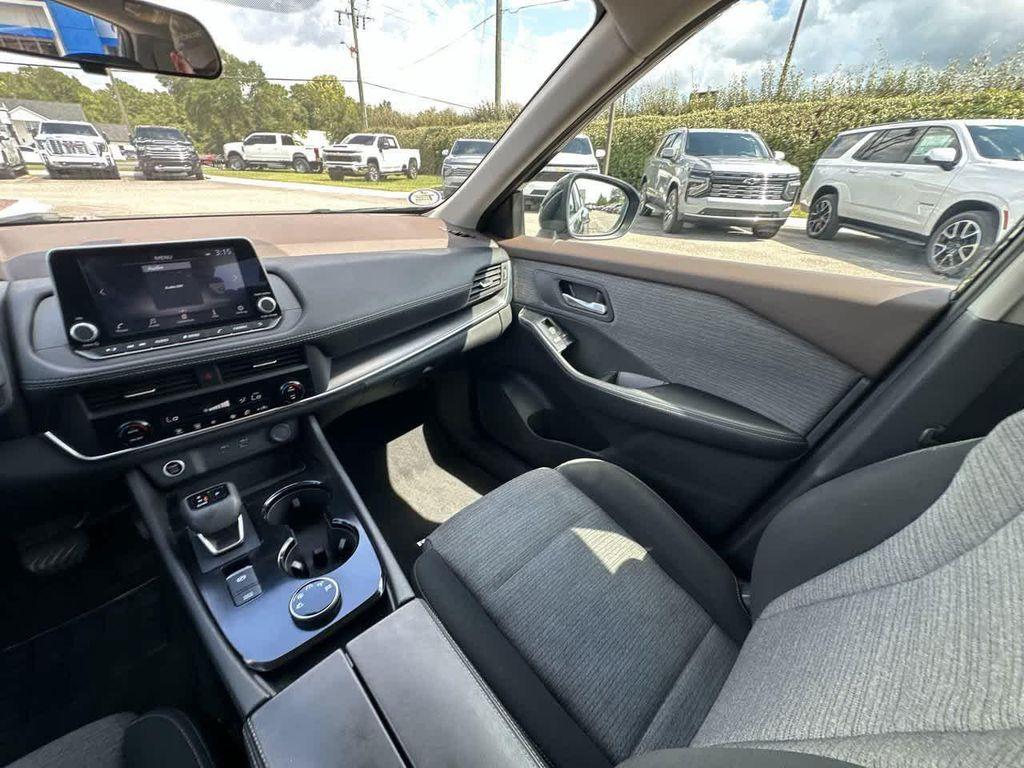 used 2023 Nissan Rogue car, priced at $21,233